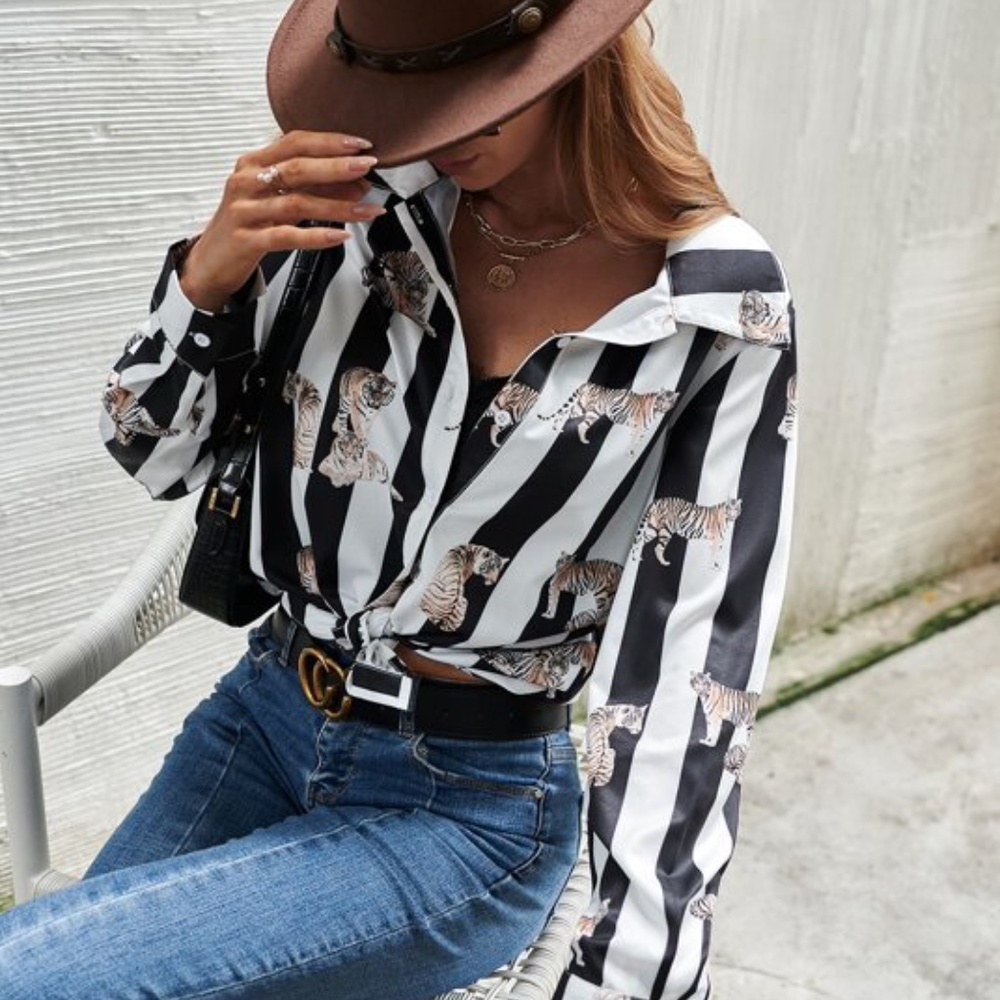 Tiger print Black White stripes button down long sleeve top - Picture 4 of 5